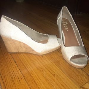 Toms wedges