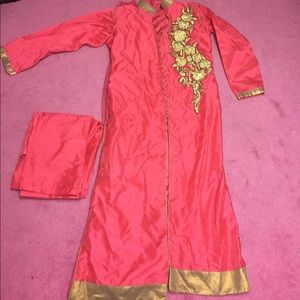 Pink/red shalwar kameez