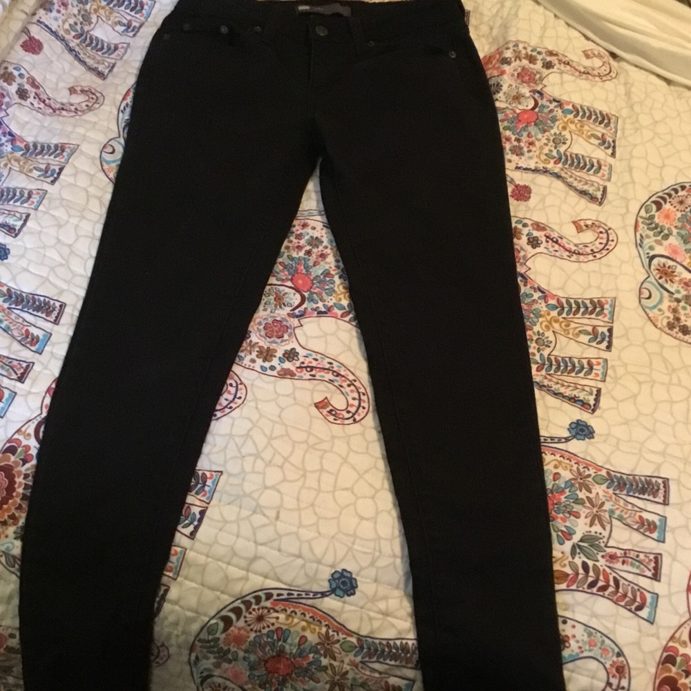 Levi's black jeans