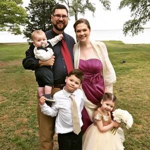 Meet your Posher, Kara