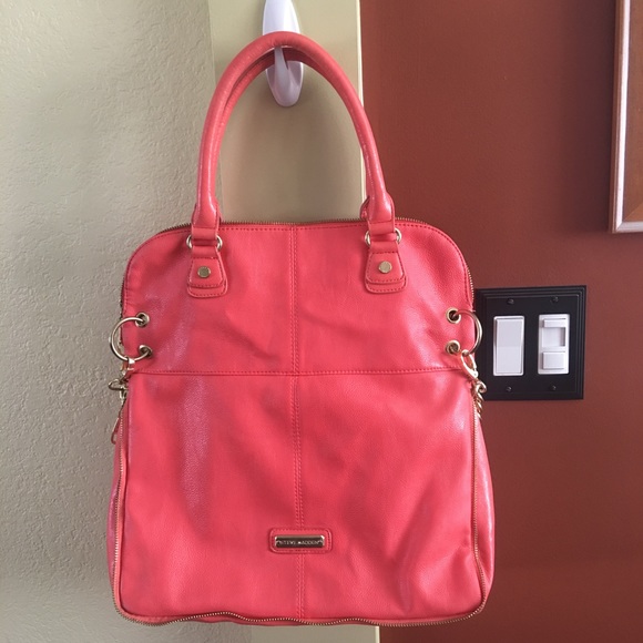 STEVE MADDEN AUTHENTIC LARGE EXPANDABLE TOTE PURSE - Picture 1 of 7
