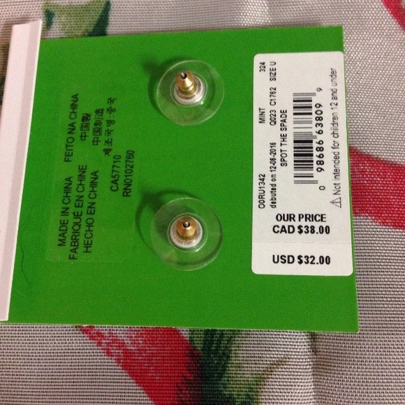 KATE SPADE Spot The Spade Studs. Mint Green. NWT - Picture 3 of 5