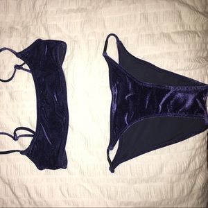 TRIANGL Elisa Bikini in Navy (Velvet)