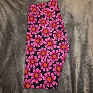 Lularoe leggings TC dark navy with pink daisies