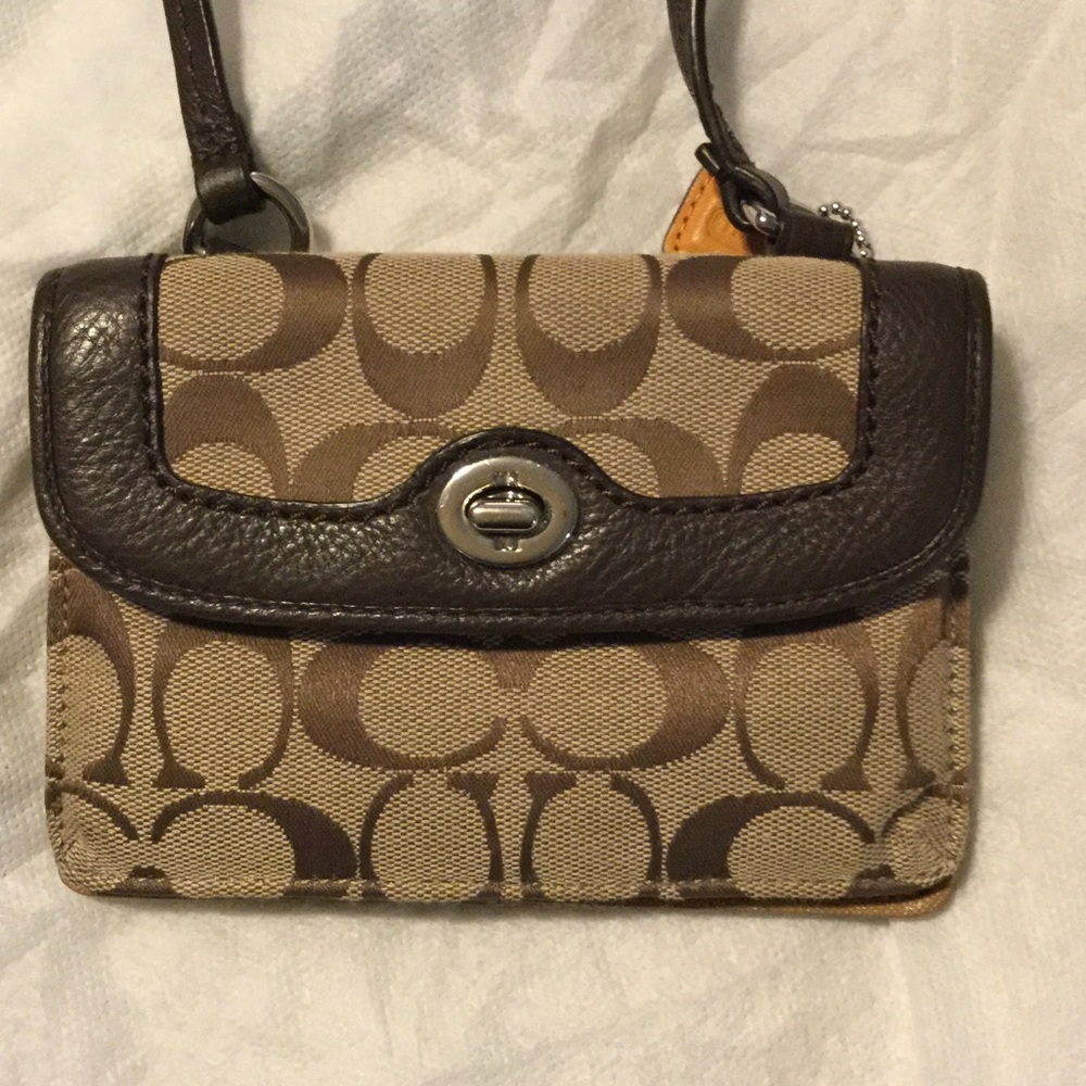 Small Coach Purse - Picture 2 of 4