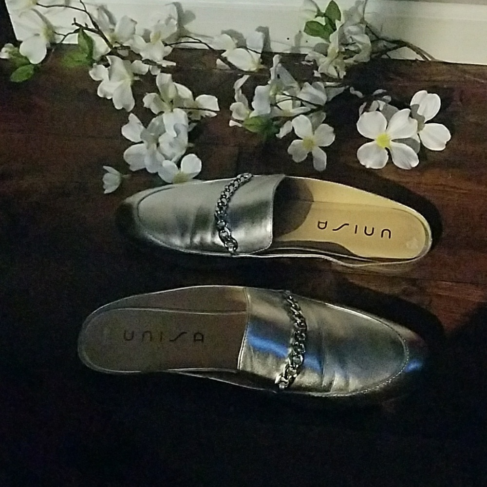 Silver Mules