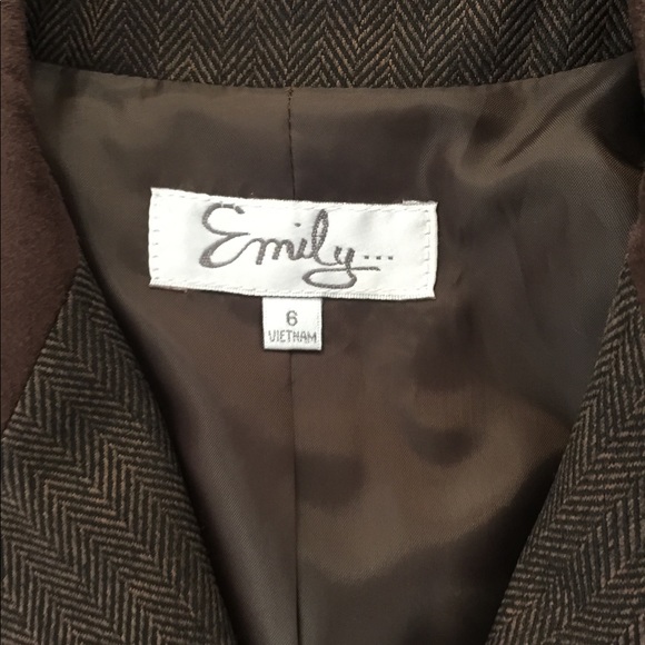 Two Piece Suit - Picture 3 of 3