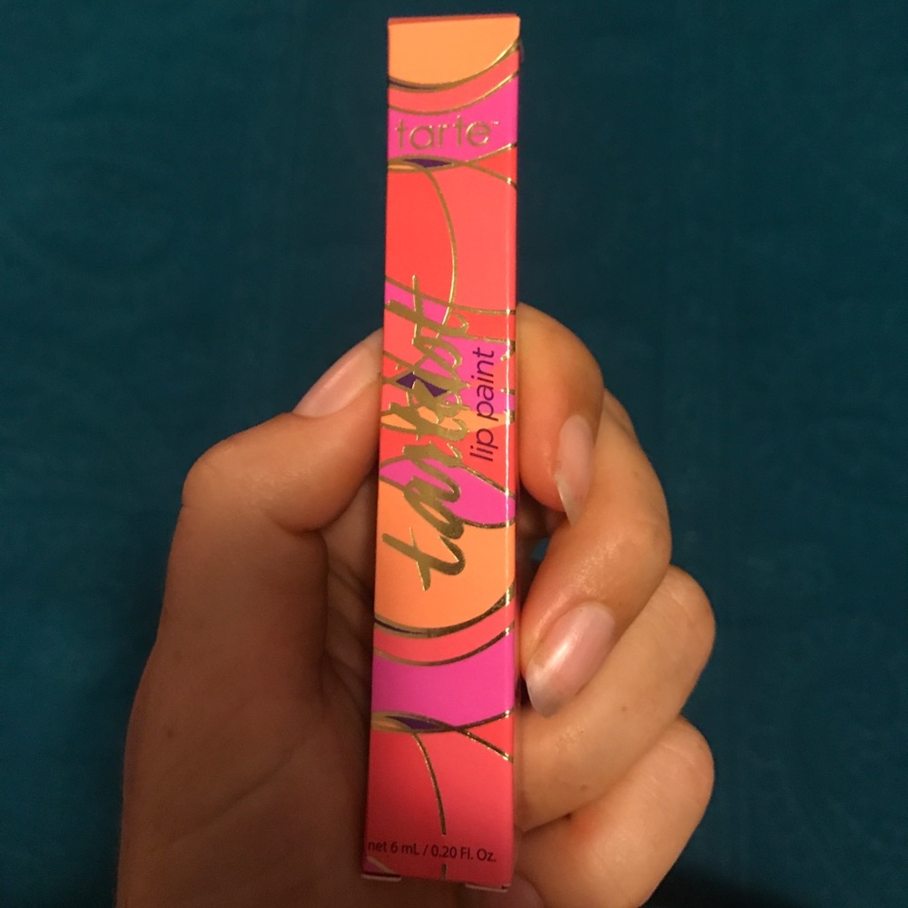 Lip paint
