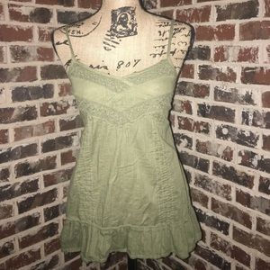 (M) Green Hang Ten Tank
