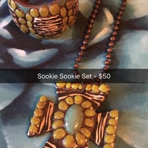 Sookie Sookie necklace and bracelet set