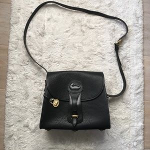 🔥✨Black Dooney & Bourke bag.