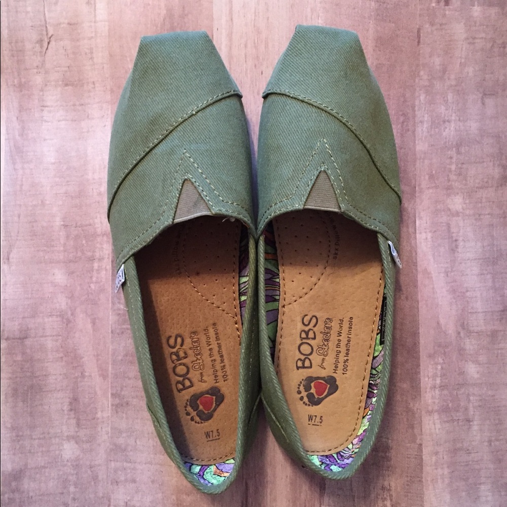 Green bobs skechers slip on 7.5 - Picture 2 of 3