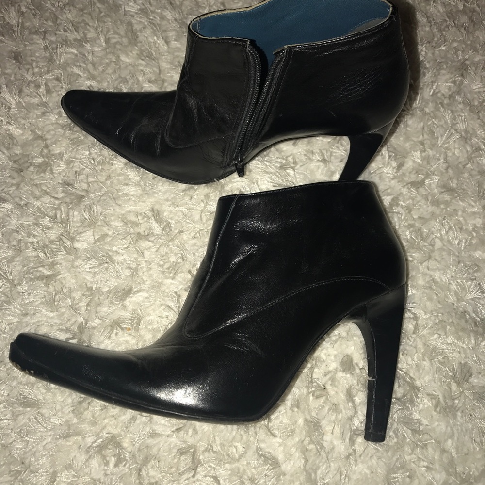 Pointed Toe Heel Boots