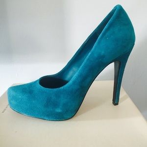 BCBG Generation heels