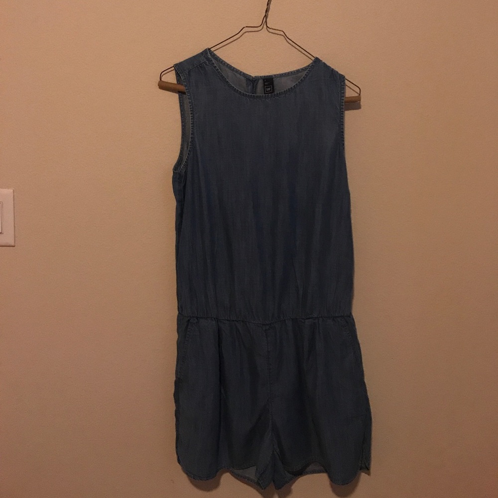 Denim romper never worn