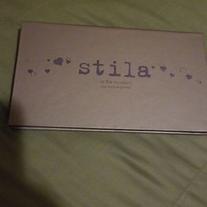 Stila in the moment palette