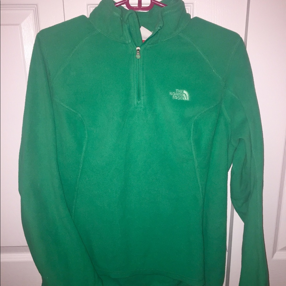 Comfy North Face Quarter Zip