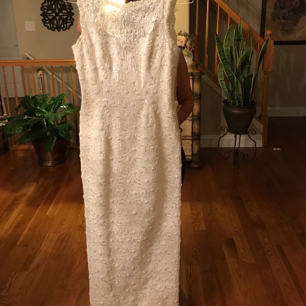 Wedding dress