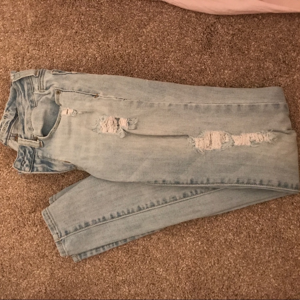 Destroyed AEO jeans