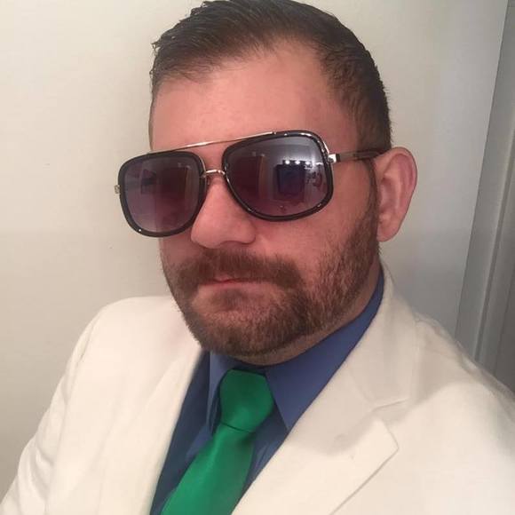 Meet your Posher, Michael - Picture 1 of 1