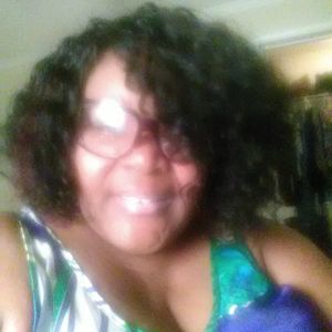 Meet your Posher, Bobbie