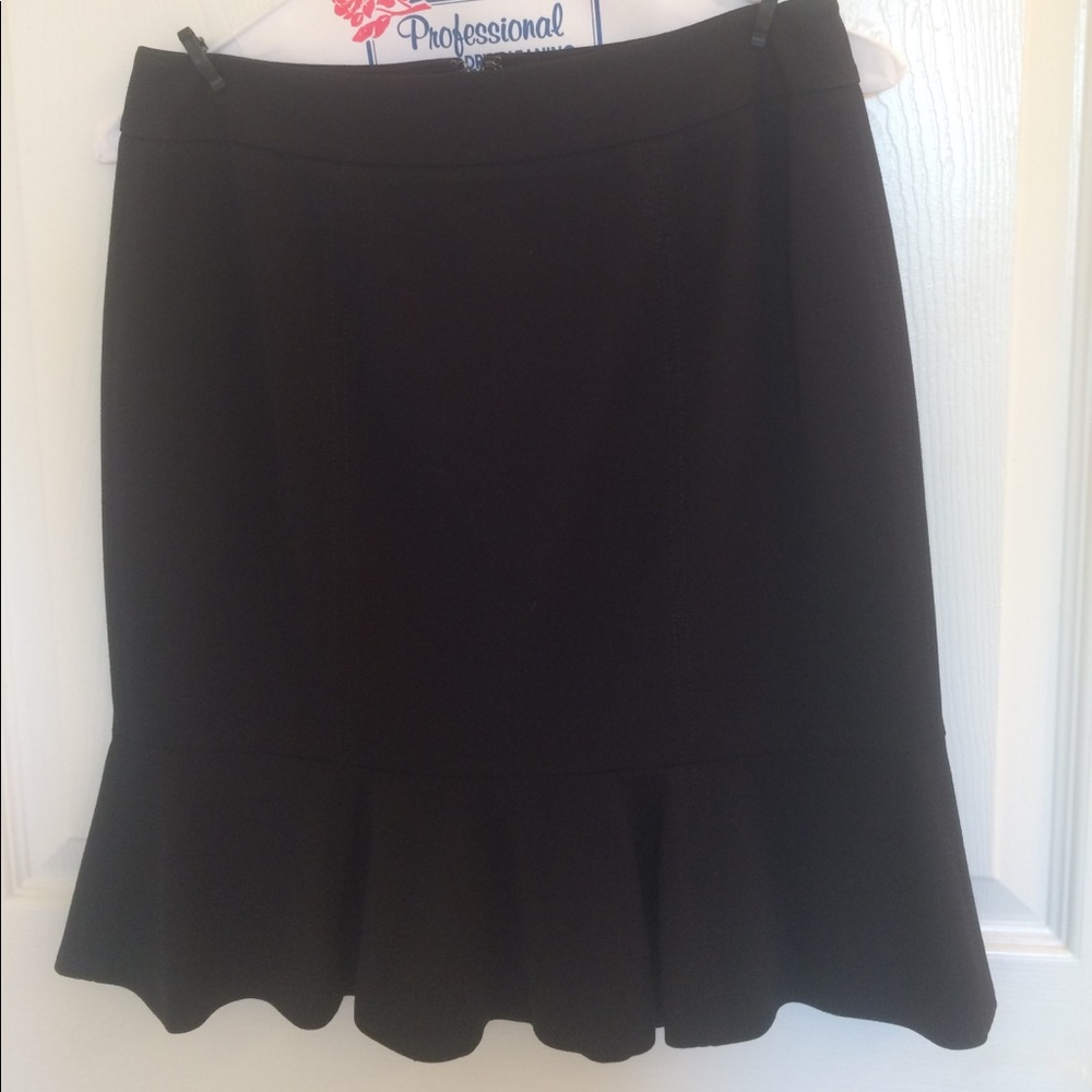 White House Black Market Trumpet Skirt