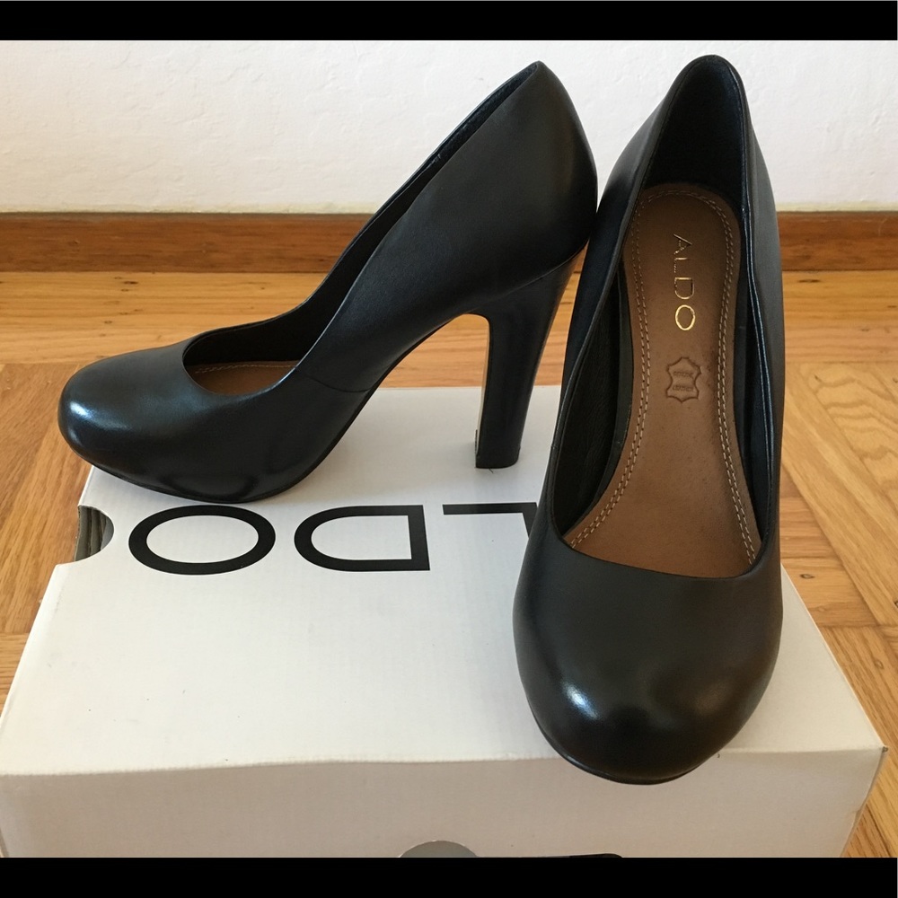 Aldo Esteveneta Pump Black Size 6
