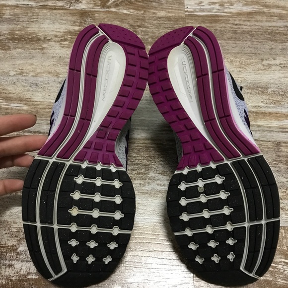 🎀NIKE TENNIS SHOES🎀 - Picture 5 of 6