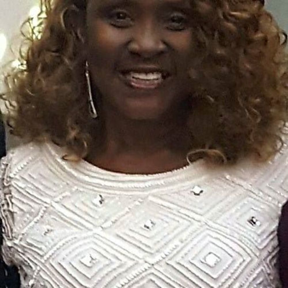 Meet your Posher, Cynthia