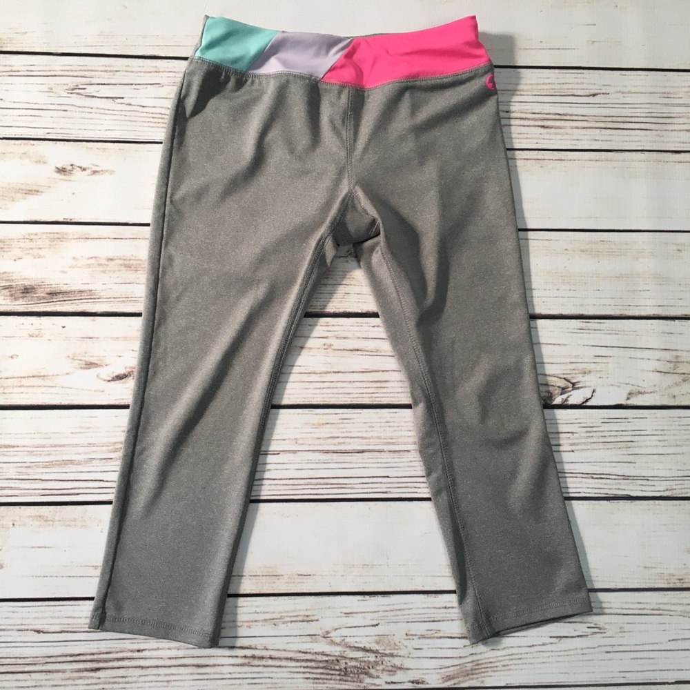 ✨Girls Cropped Athletic Leggings 💖
