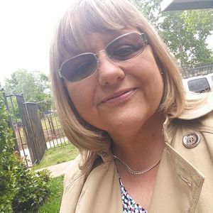 Meet your Posher, Sandy