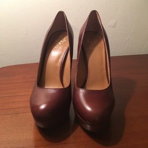 Vince Camuto platform pumps
