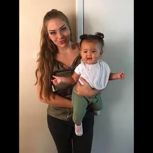 Meet your Posher, Alicia