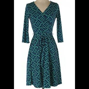 41Hawthorn faux wrap dress - size Small