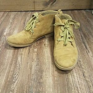 Beautiful Fall boots! Size 10