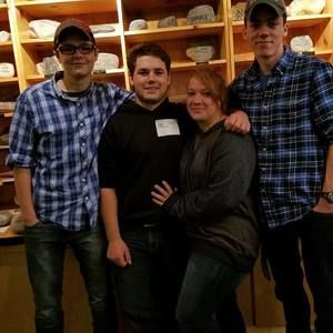 Meet your Posher, Damien