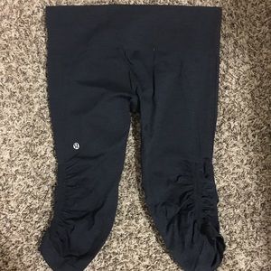 Lululemon seamless crops