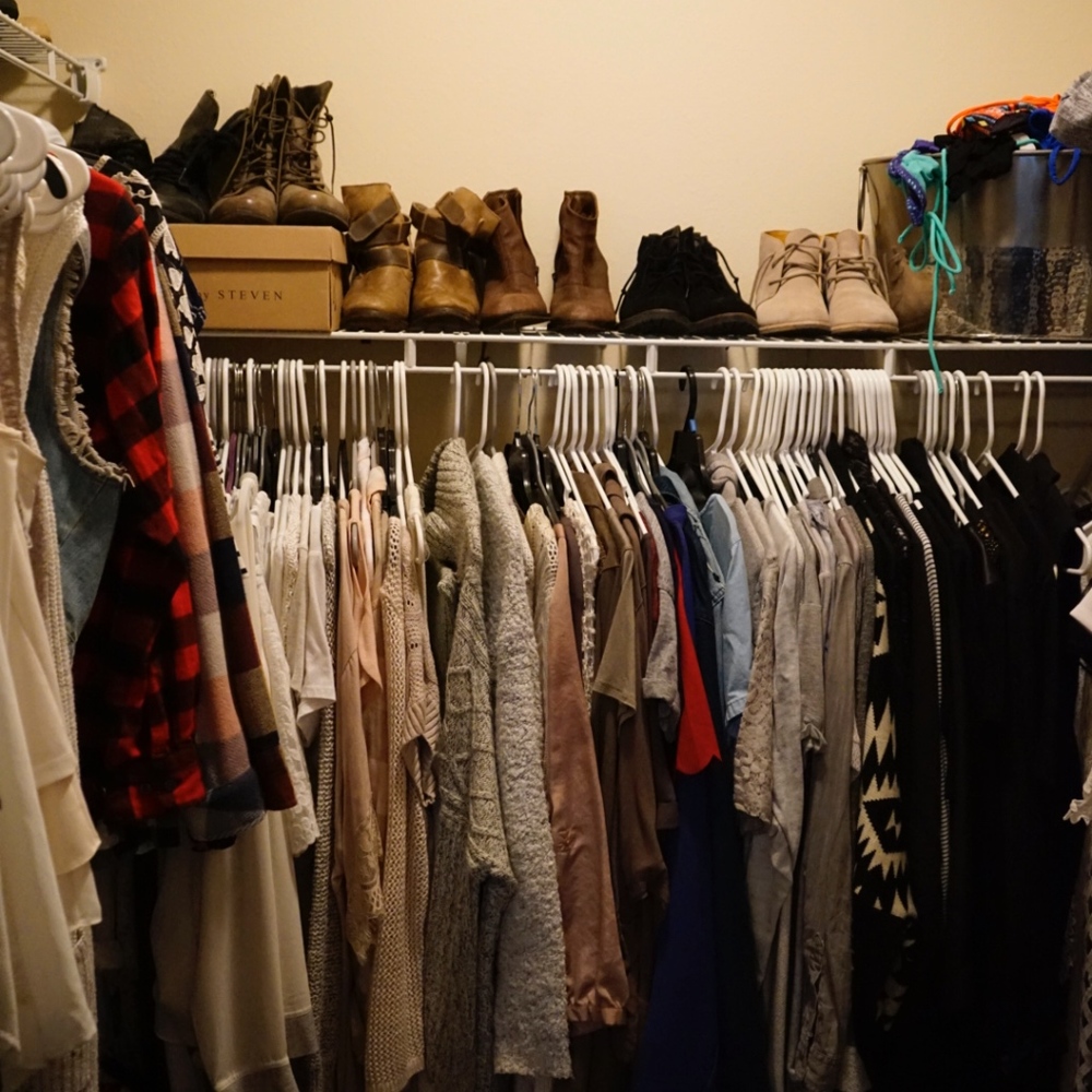 Welcome to my CLOSET!!