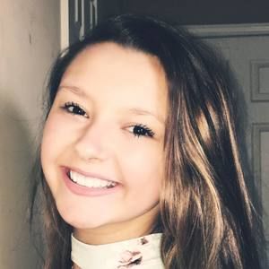 Meet your Posher, Abbi