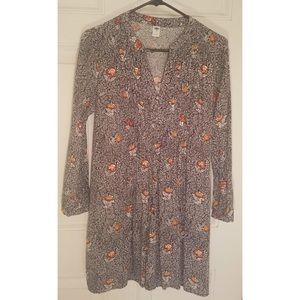 Old Navy long sleeved fall dress. Gently used
