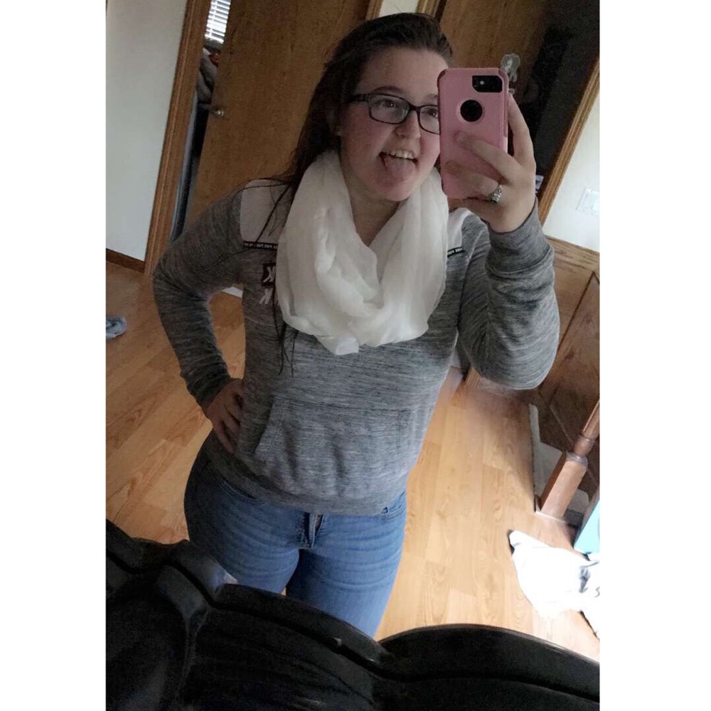 Meet your Posher, Bailey