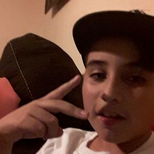 Meet your Posher, Emiliano