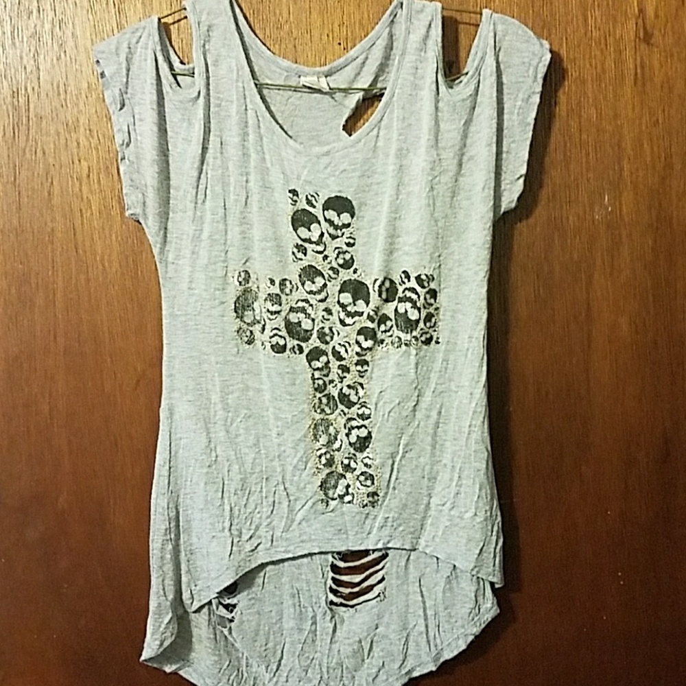Skull shirt
