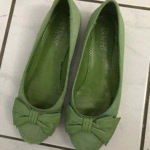 Green Bow Flats