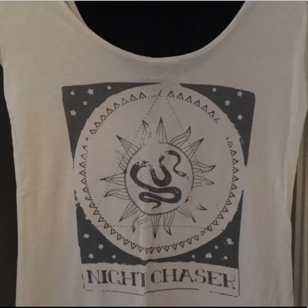 ✨new✨ Nollie night chaser stars tee