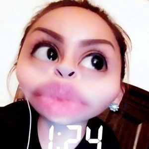 Meet your Posher, Josephine