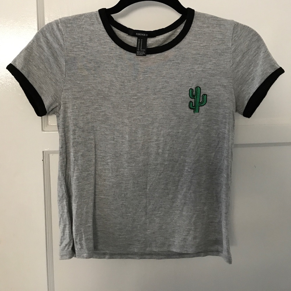 (BNWOT) Super soft tee with cactus