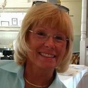 Meet your Posher, Evelyn