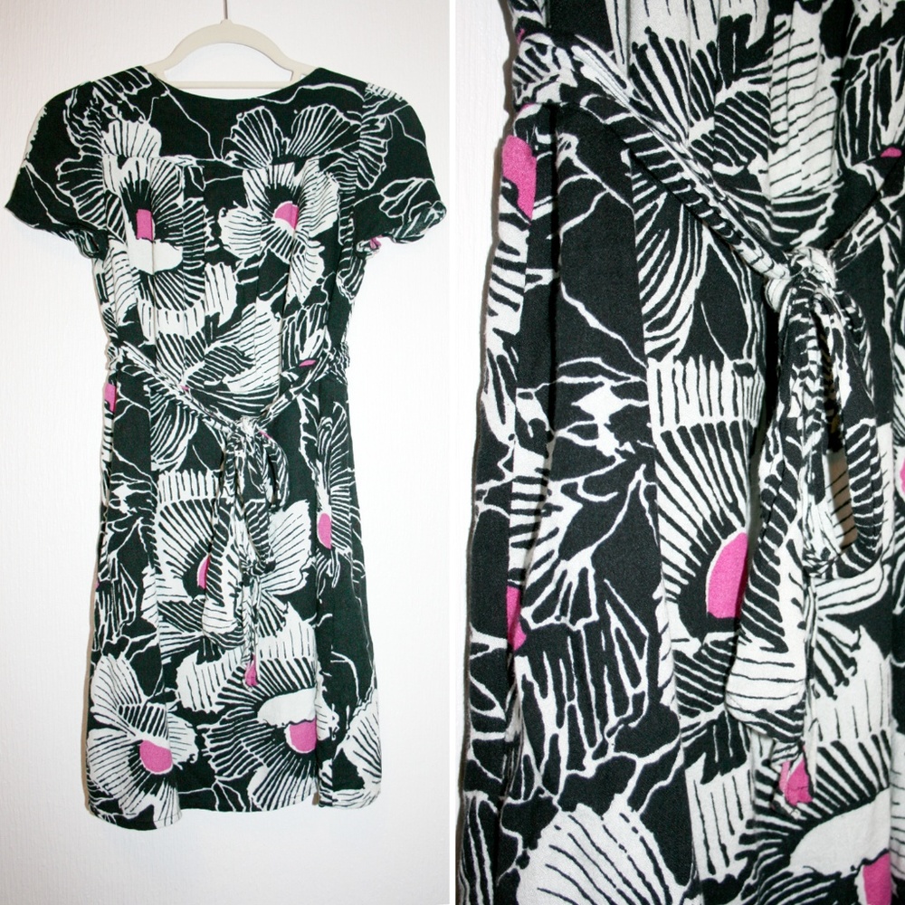 Black & White Floral Dress w/Pops of Fuchsia - Picture 2 of 8