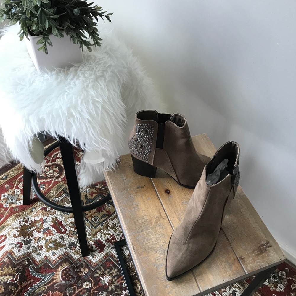 Charlotte Russe tan suede booties